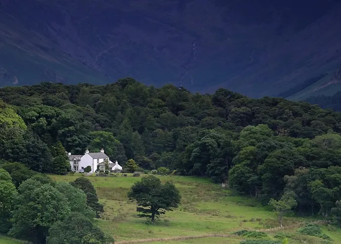 Wood House Bed & Breakfast *